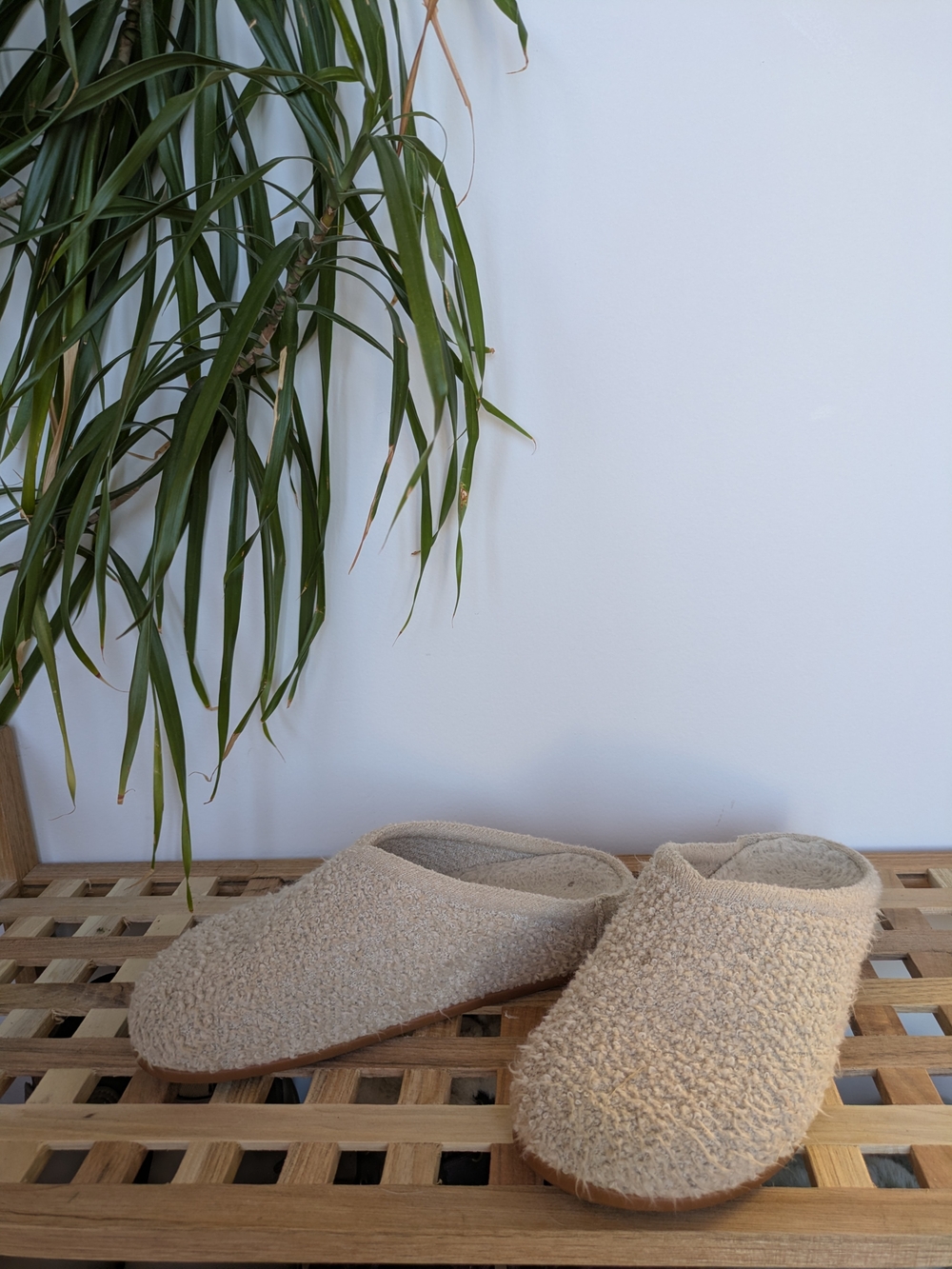 Rothy’s The Casual Clog Bouclé Oatmeal Cream Slippers